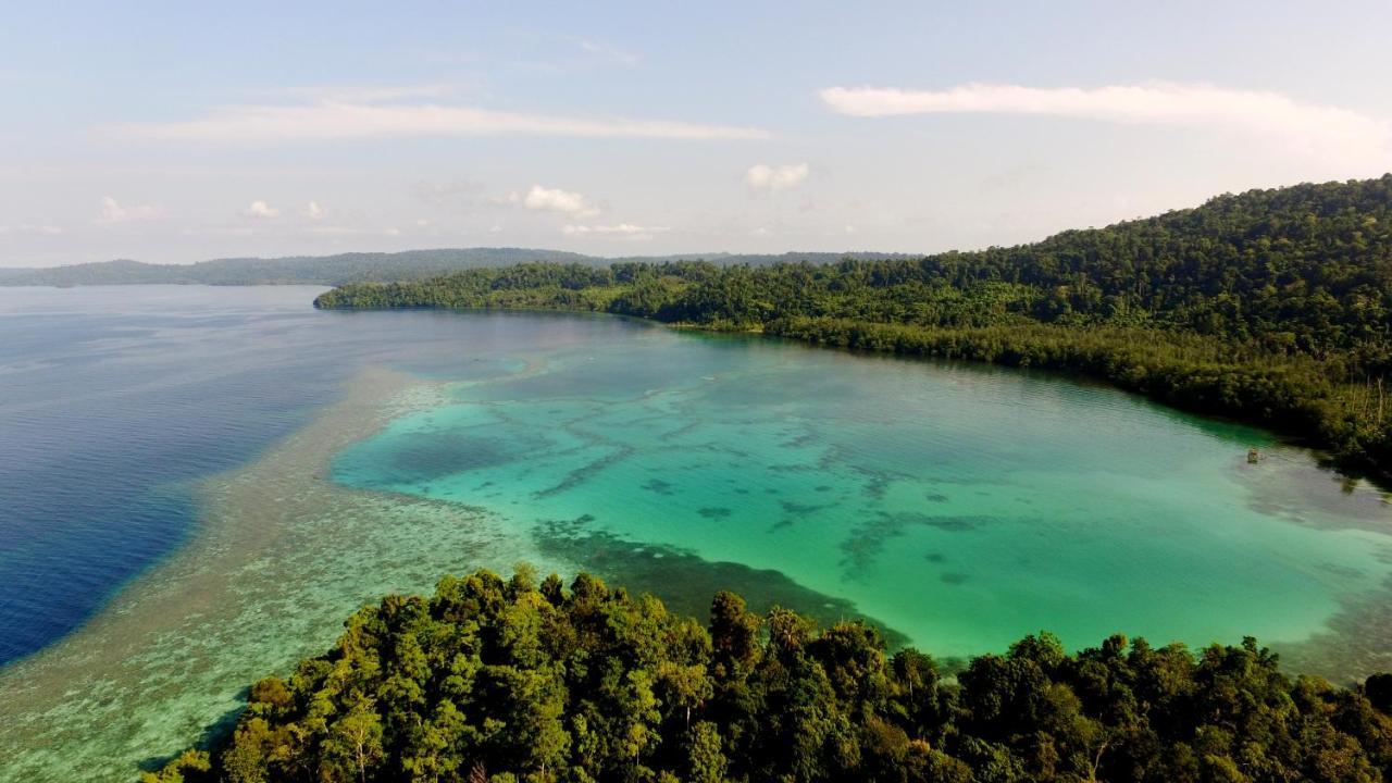 Tanjung Kalemo Resort Batudaka Luaran gambar