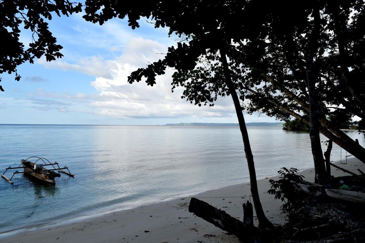 Tanjung Kalemo Resort Batudaka Luaran gambar