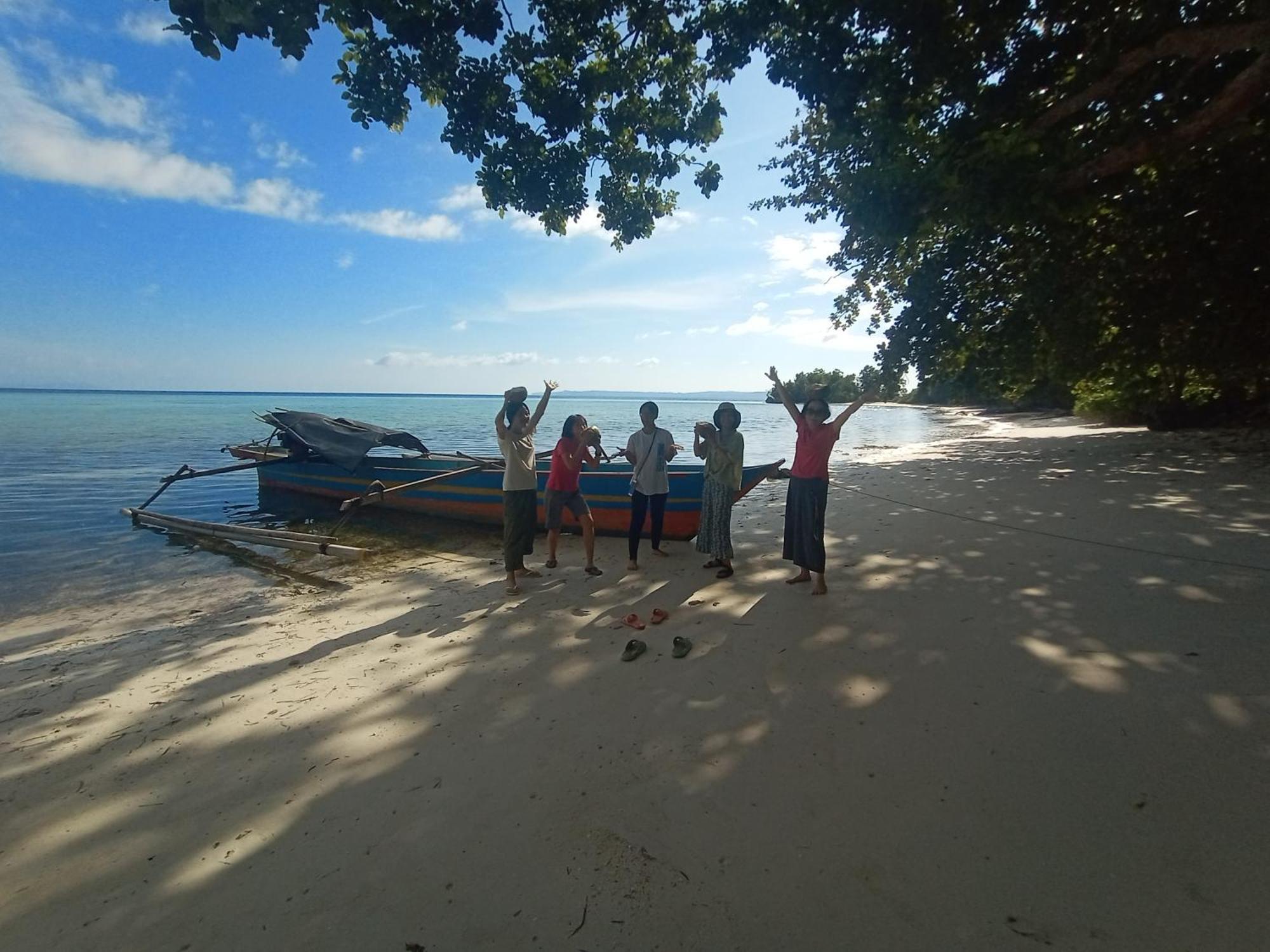 Tanjung Kalemo Resort Batudaka Luaran gambar