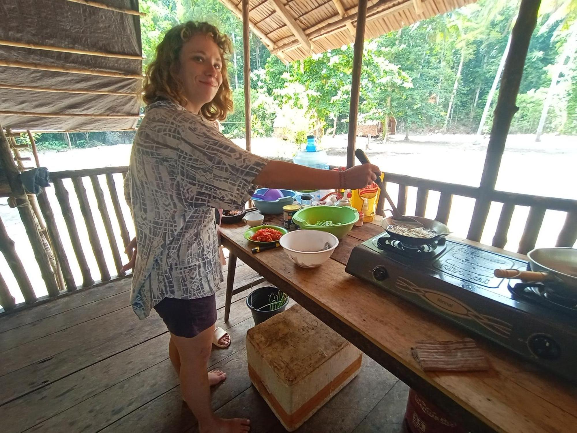 Tanjung Kalemo Resort Batudaka Luaran gambar